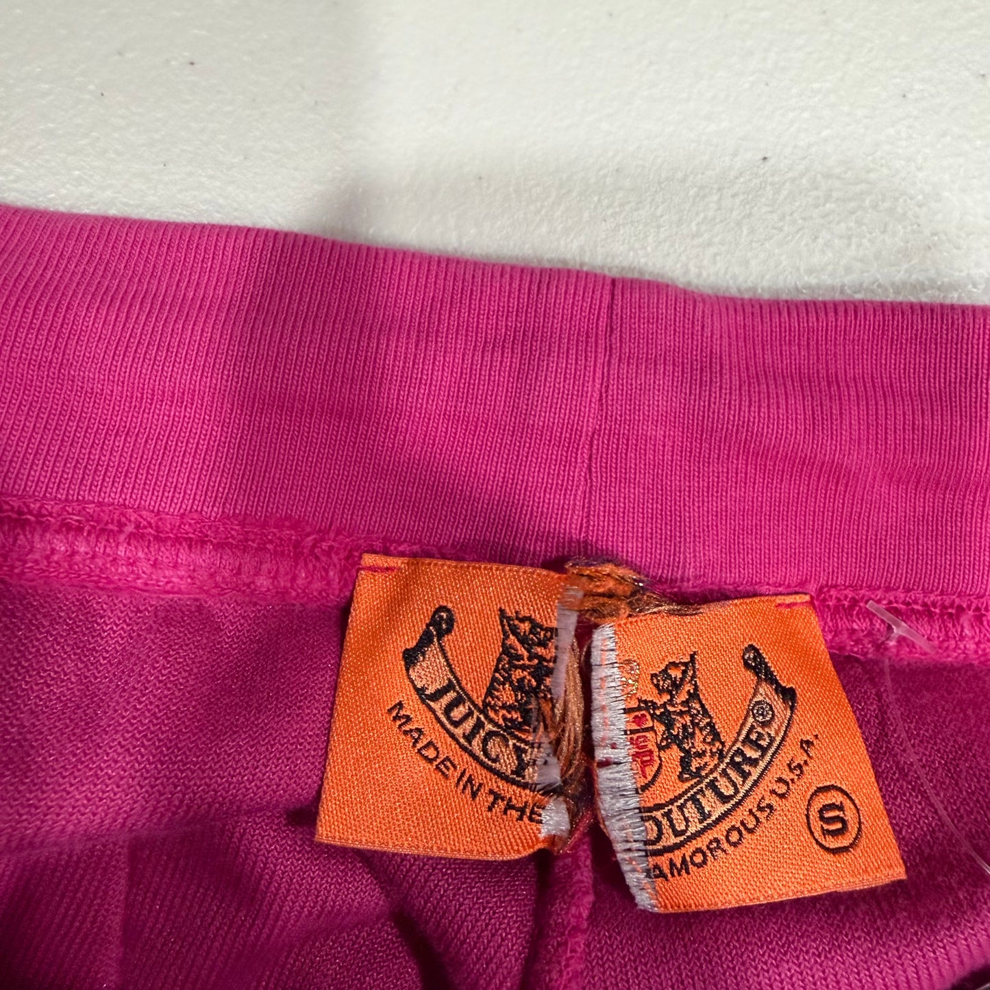 (S/M) y2k/early 2000s juicy couture pink velour tracksuit capri shorts