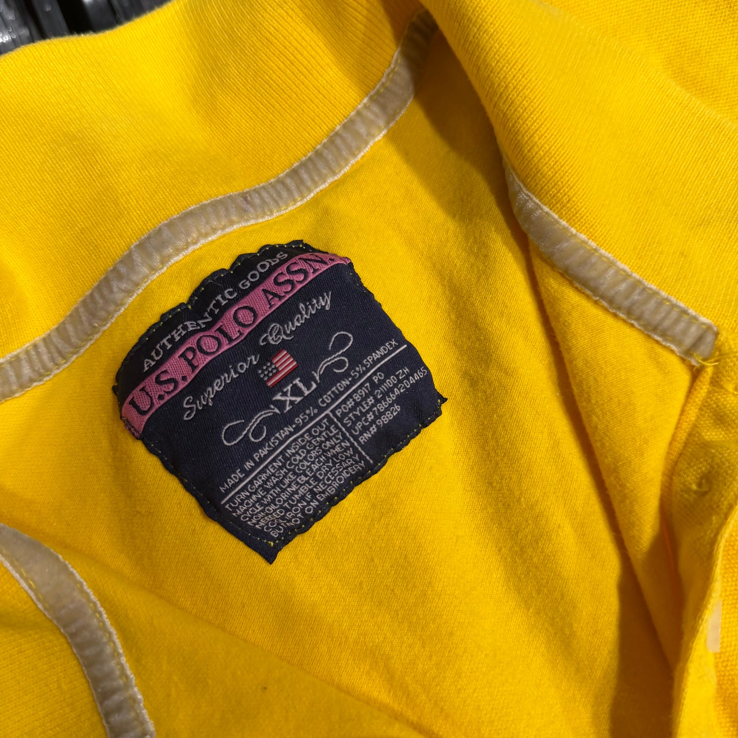 (L/XL) vintage yellow polo button up top