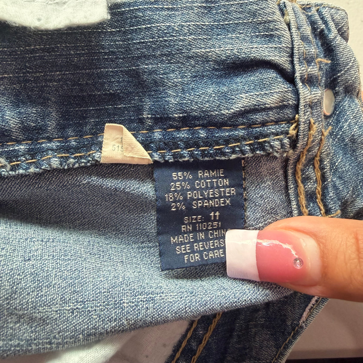 (31”) 2000s angels embellished low rise flared jeans