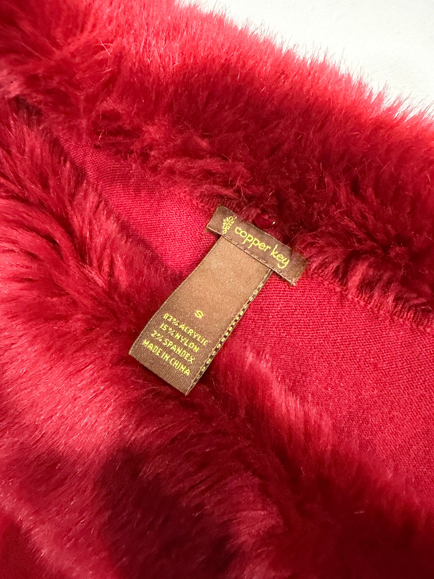 (S/M) vintage fur trim red ruched long sleeve top
