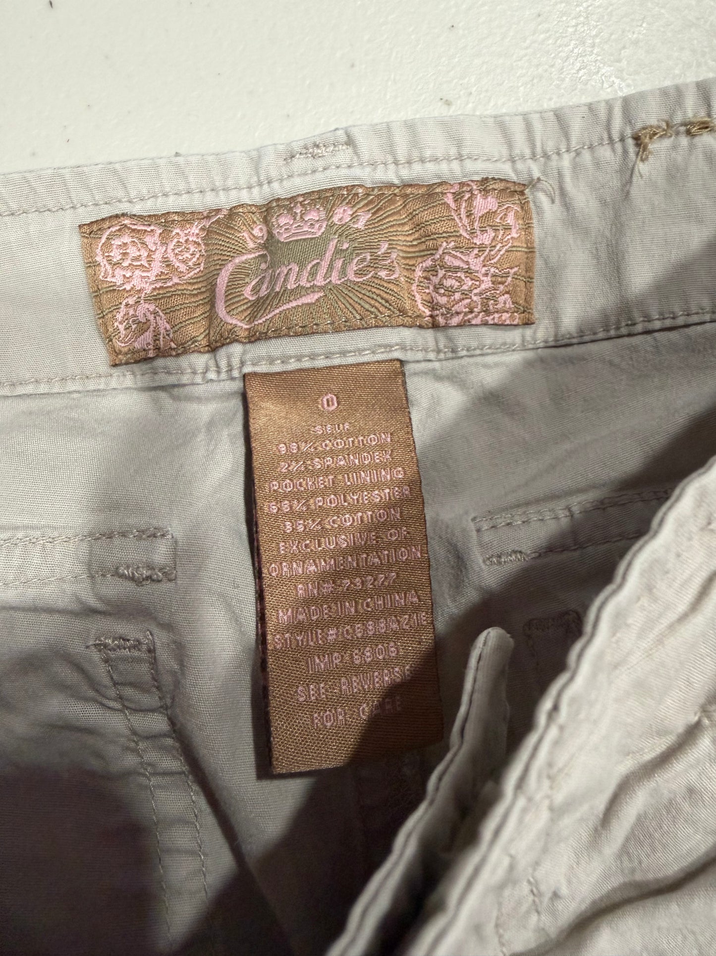 (0/1) vintage candie’s detailed capris