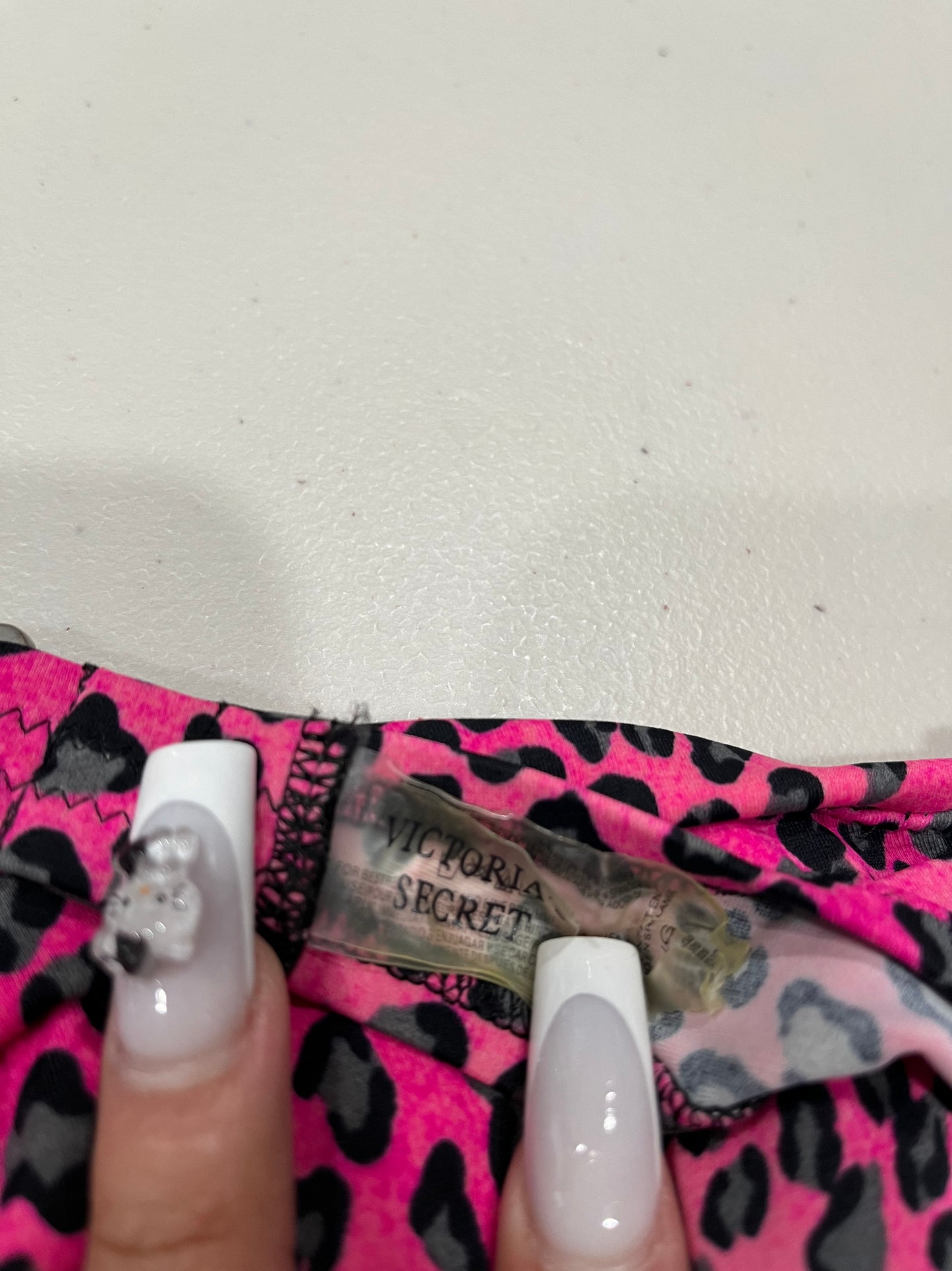 (L) Early 2000s Victoria Secret Pink Leopard Print Halter Bikini Top