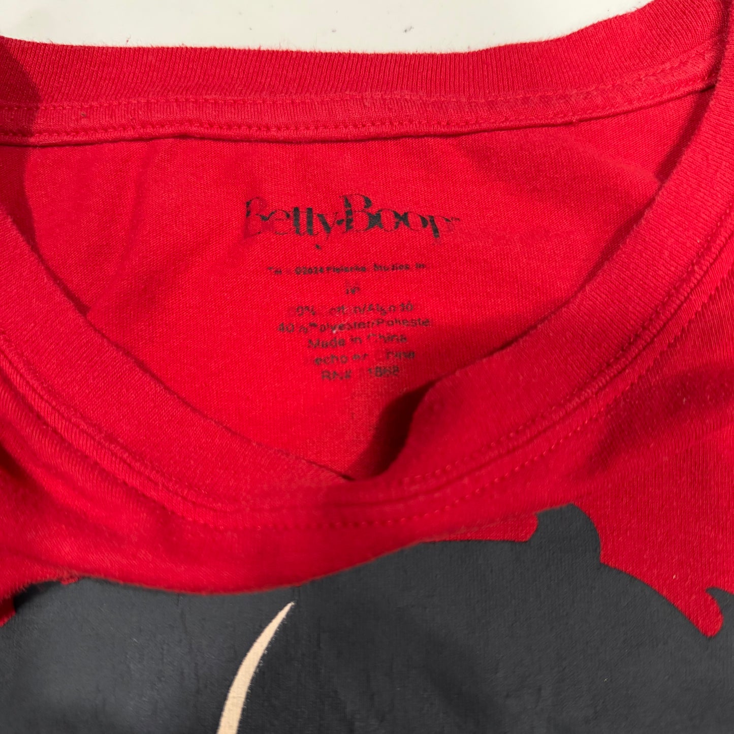 (M) betty boop graphic tee