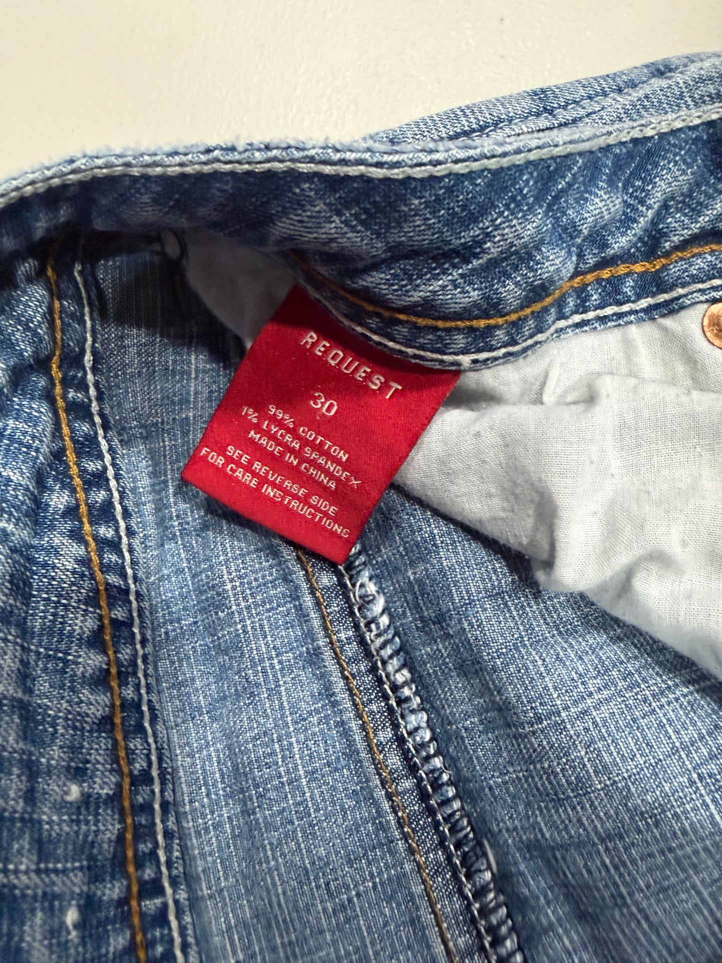(31”) early 2000s rocawear denim jeans