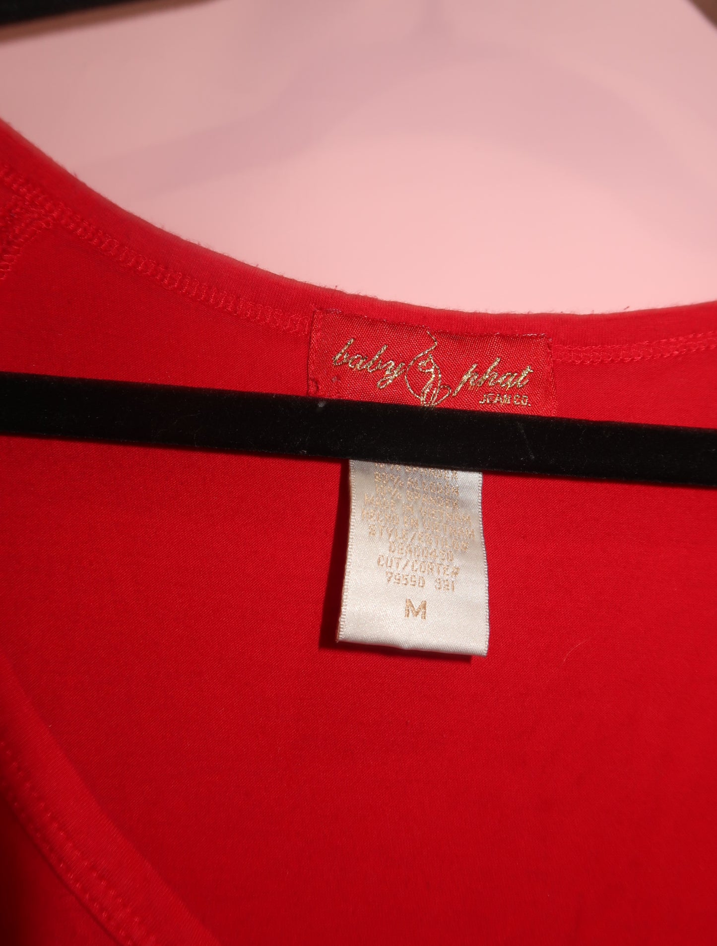 (M/L) 2000s Baby Phat red & gold graphic tee