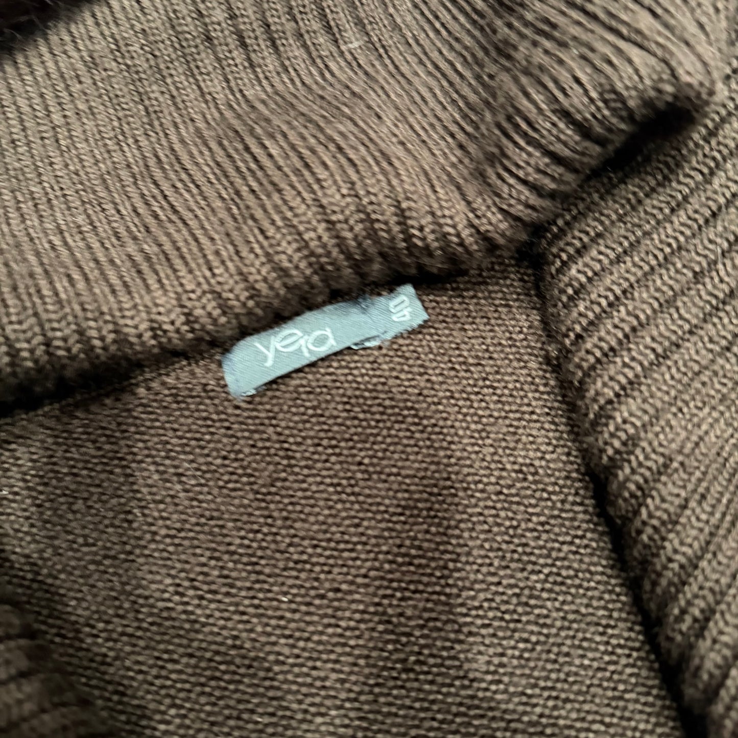 (M/L) vintage fur trim brown knit cardigan sweater