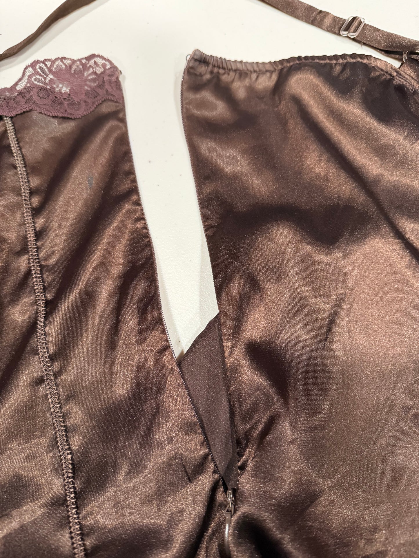 (3XL) vintage satin lace trim brown detailed top