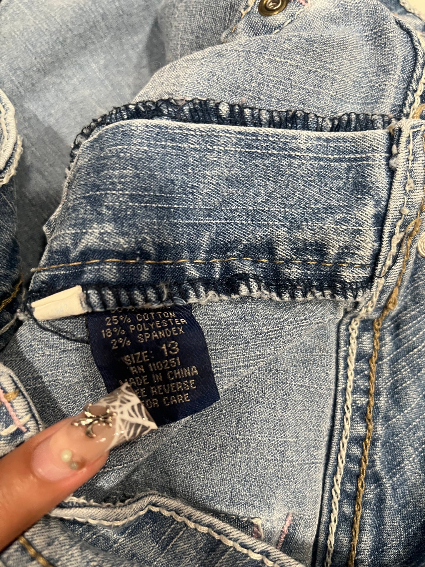 (30”) Y2K Angels Butterfly Sequin Pink Rhinestone Capris