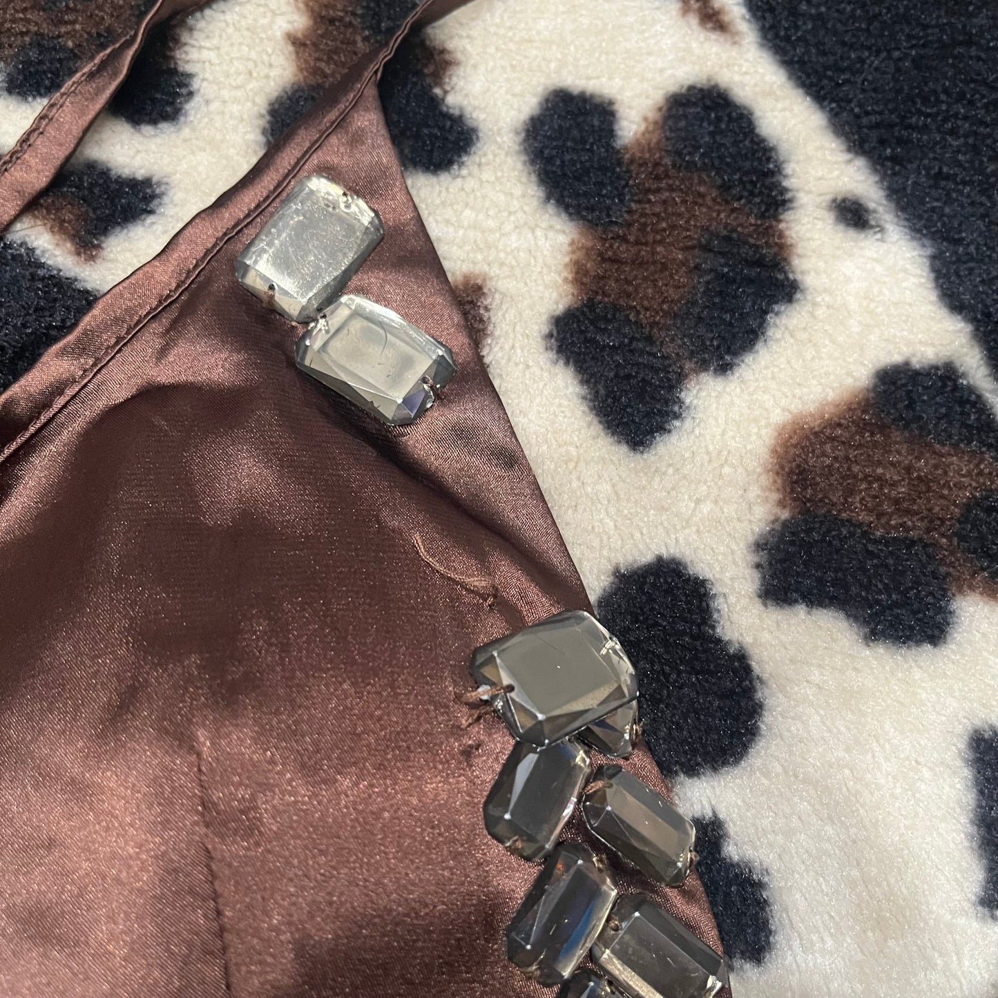 (M/L) vintage beaded lace trim halter top