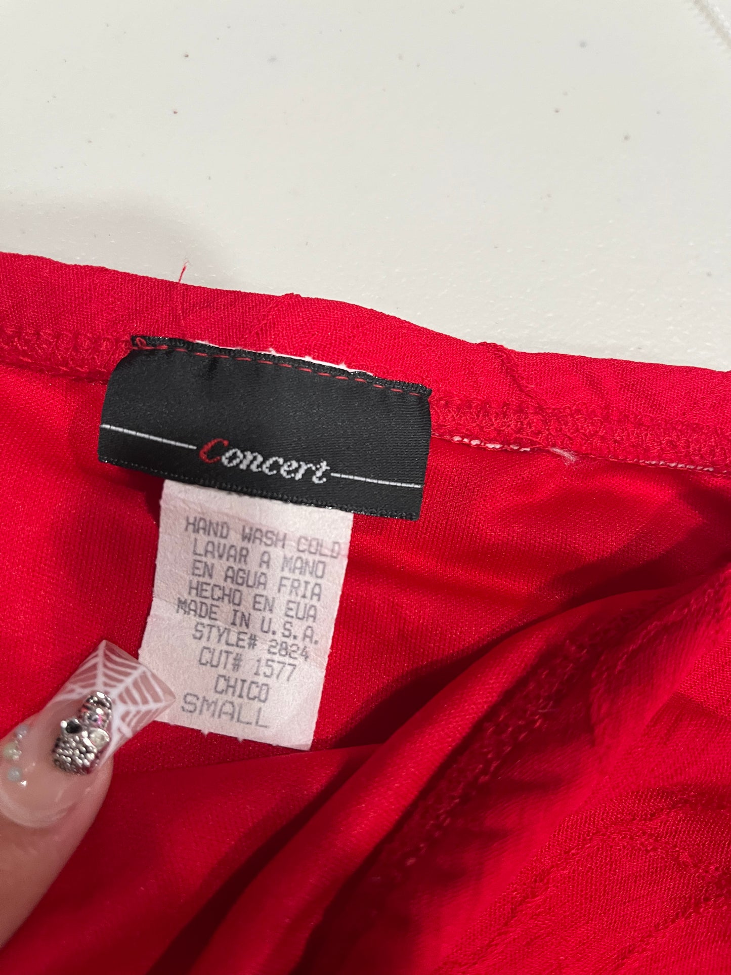 (XS/S) red vintage ruffle trim midi skirt