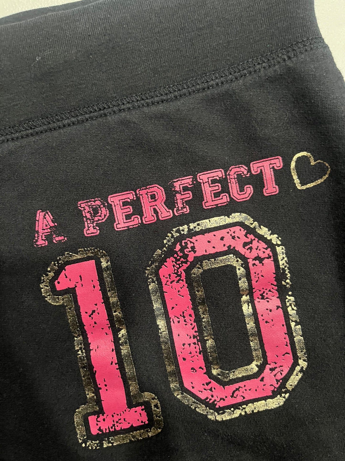 (XL) 2000s “PERFECT” No Boundaries Pants
