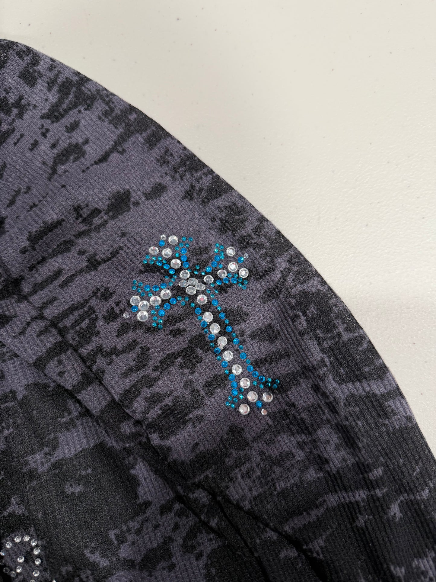 (M) Y2K Cowgirl Hardware Mesh Embellished Cross Fitted Long Sleeve