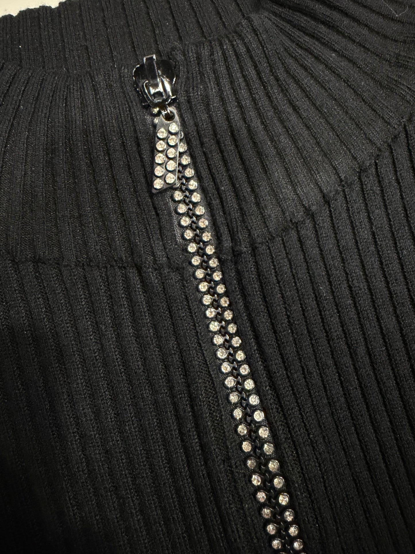 (L) Y2K Rhinestoned ribbed zip up jacket