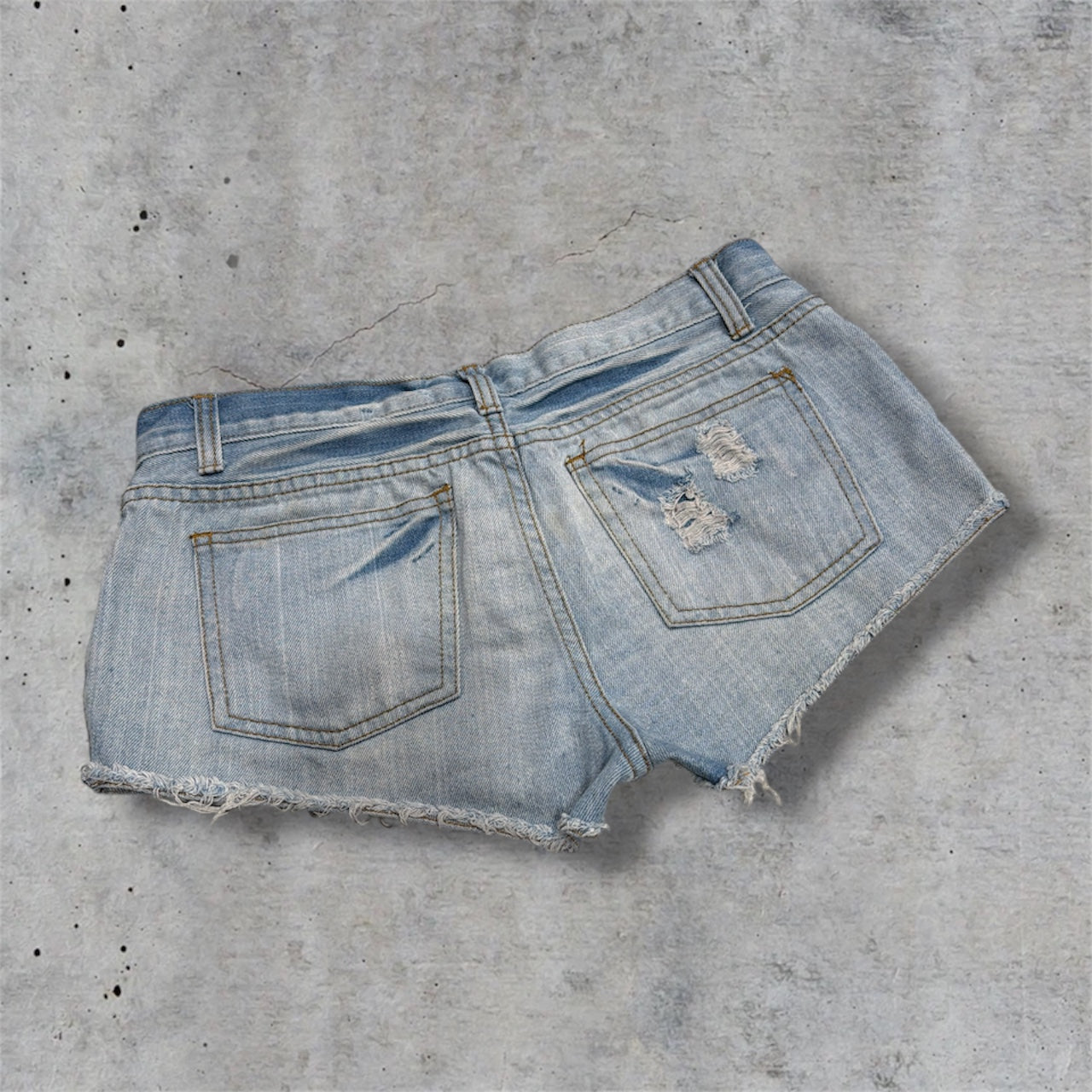 (31”) leopard print pocket denim mini shorts