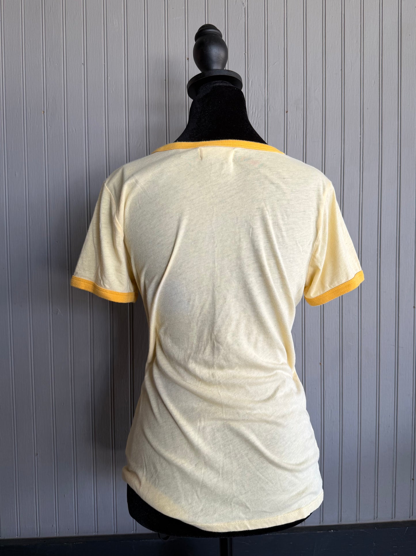 (M) 2000s Hollister yellow graphic top