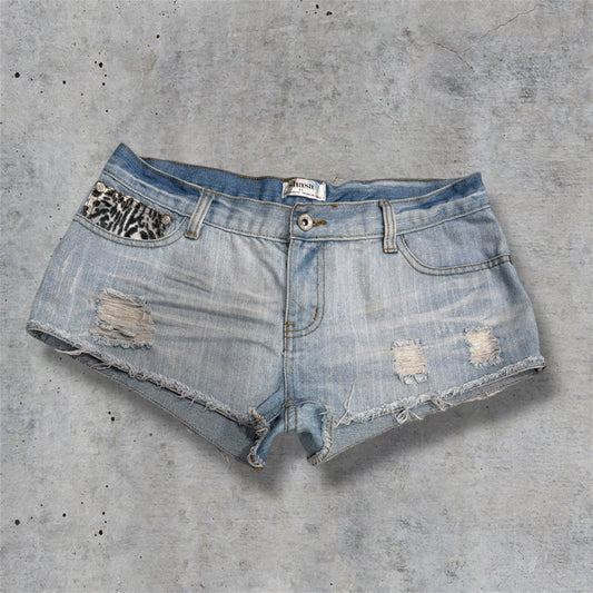 (31”) leopard print pocket denim mini shorts