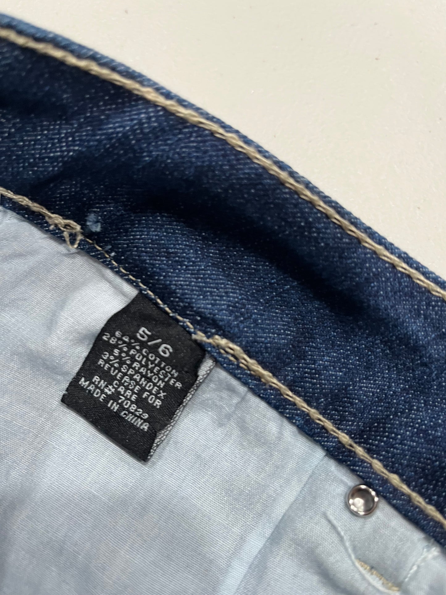 (30”) 2000s Rhinestoned Rue21 Shorts