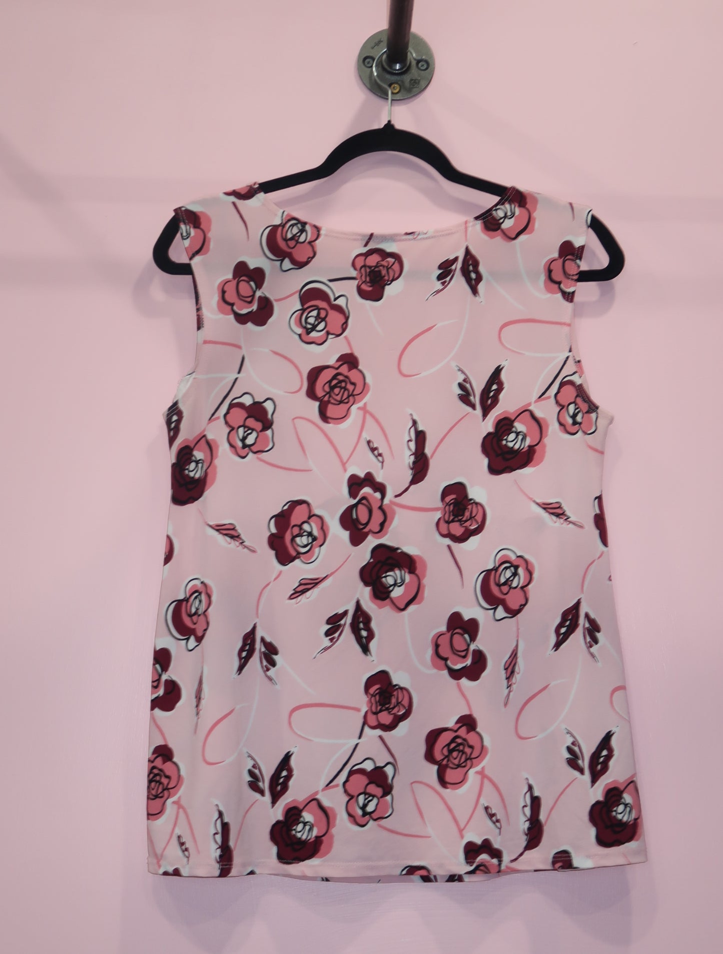 (L/XL) vintage pink floral print top with ruched detail