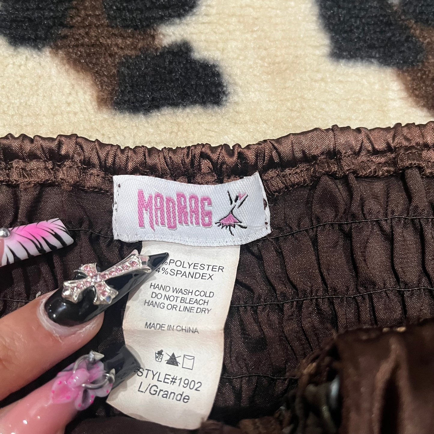 (M/L) vintage beaded lace trim halter top