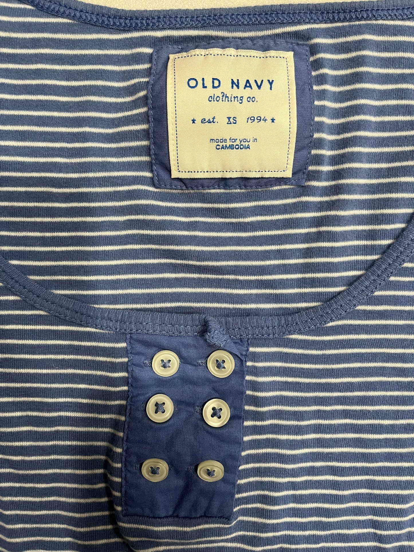 (XS/S) 2000s Double Button Detailed Striped 3/4 Sleeve Top