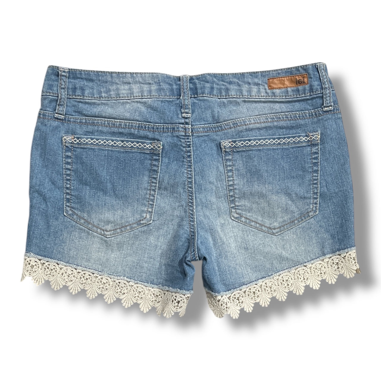 (30”) 2000s Lei Lace Trim Denim Shorts