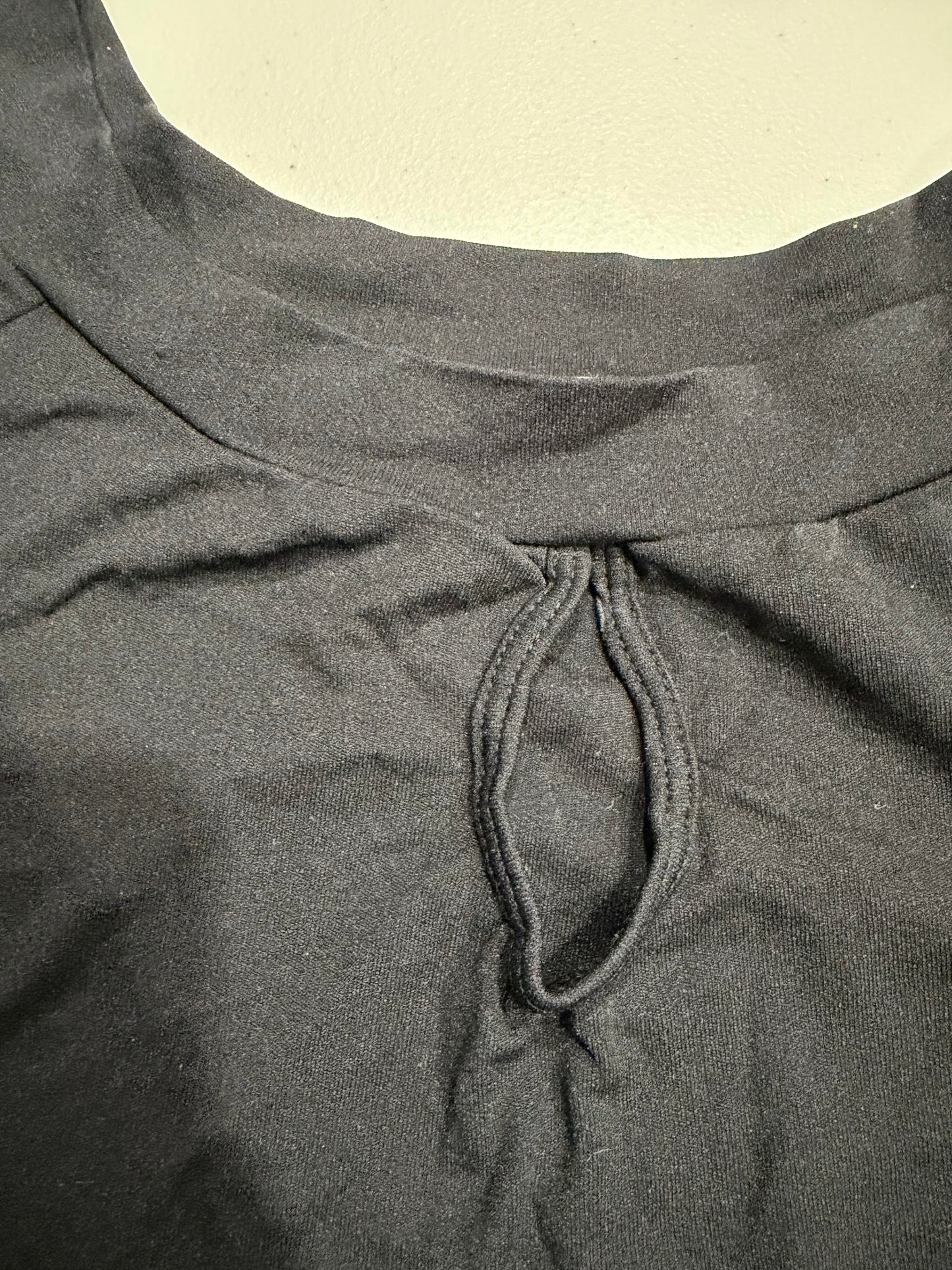 (S)vintage tantrum black top