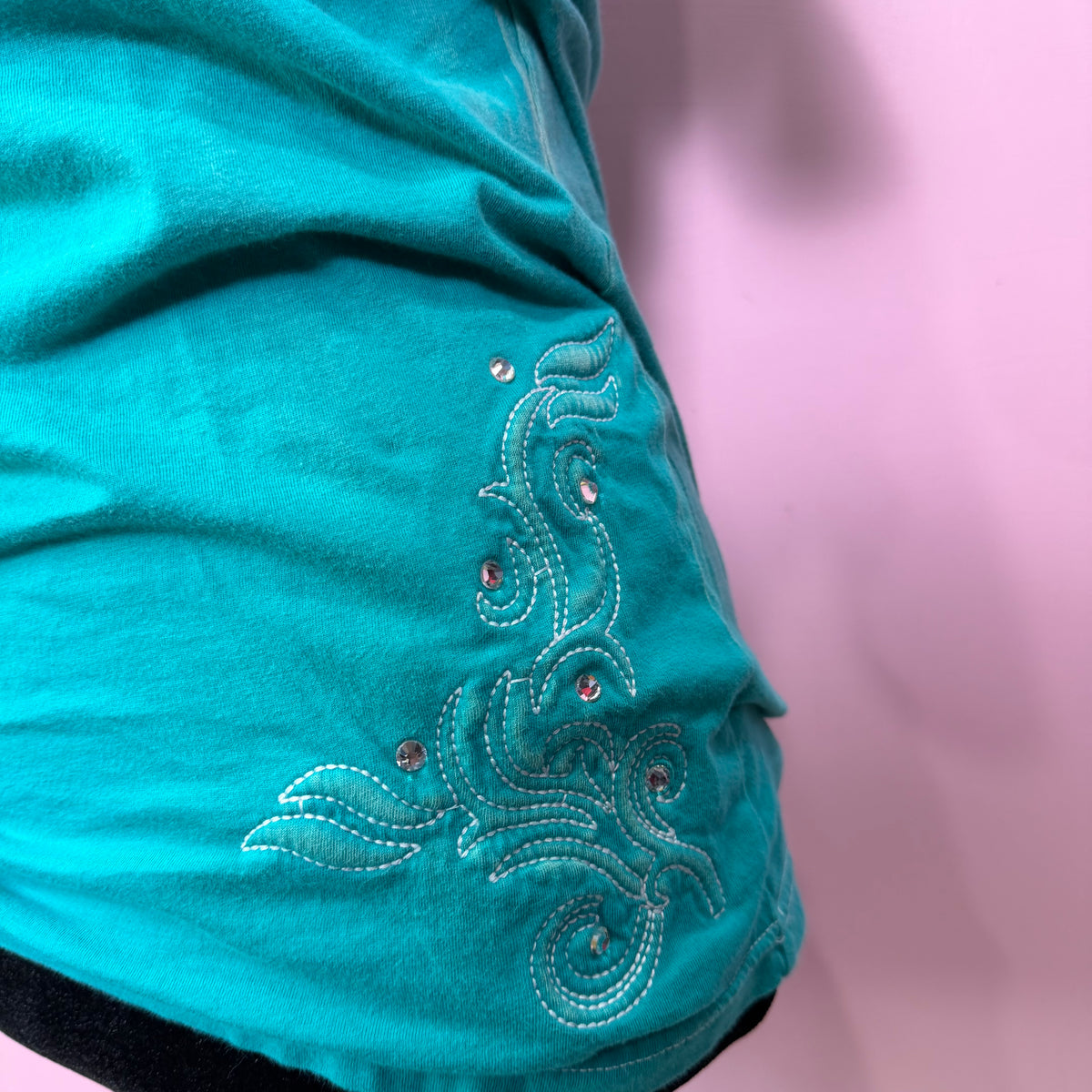 (M/L) 2000s Roar embellished double r top
