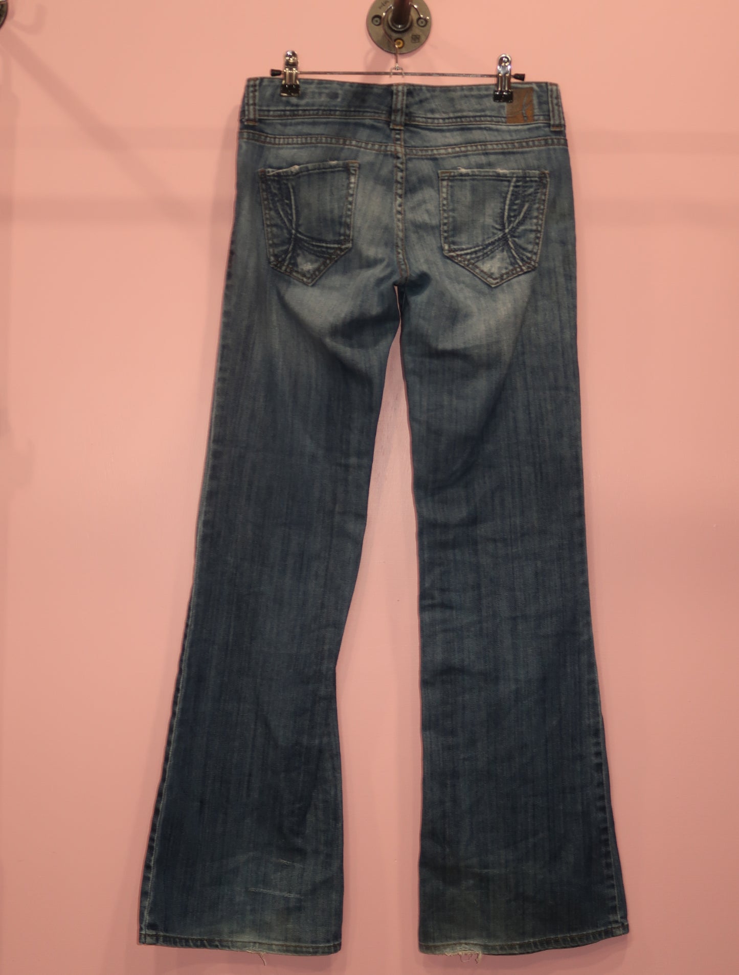 (29”)y2k flared jeans