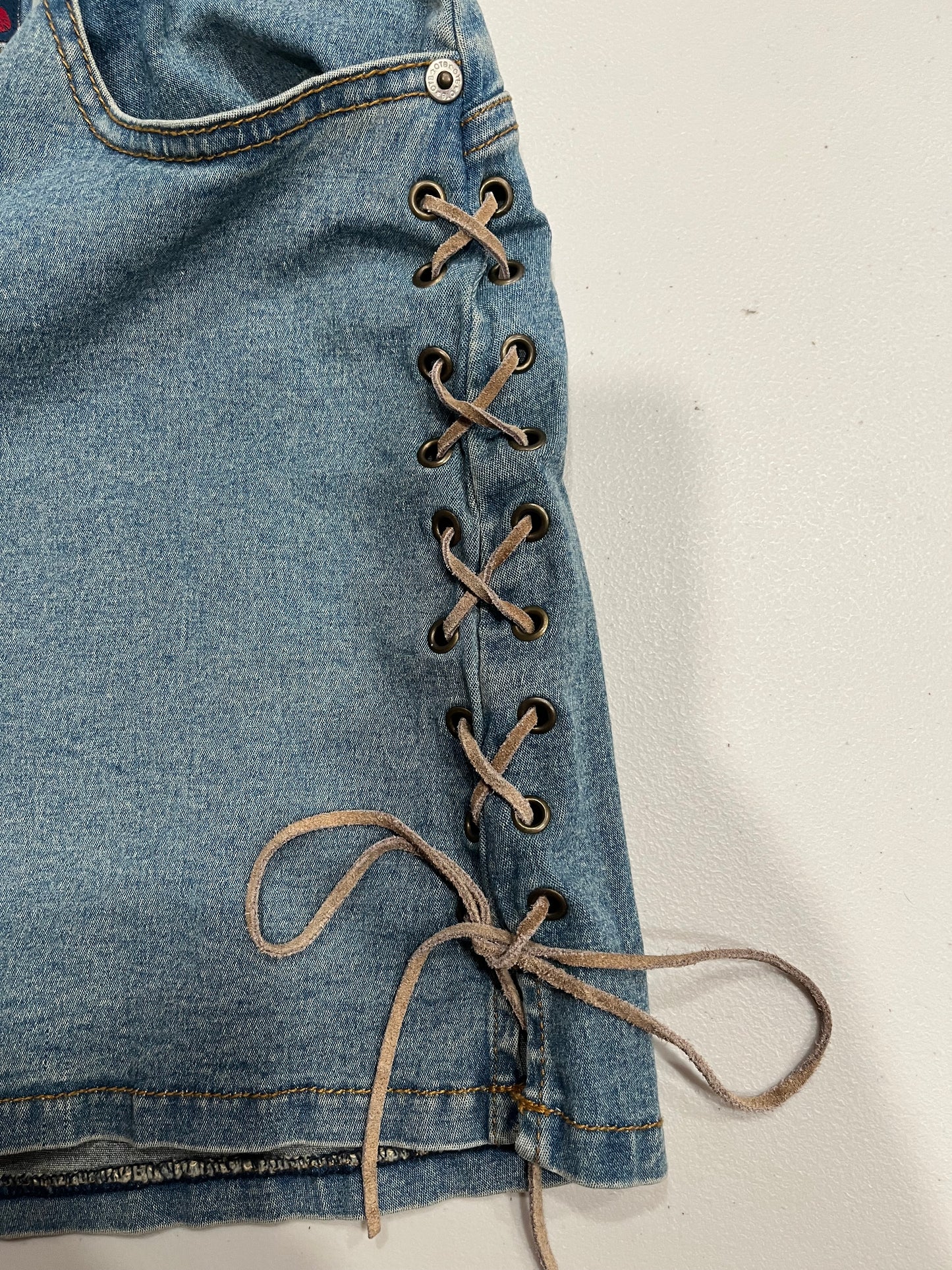 (28”) Vintage “One Tuff Babe” Denim Tie up Skirt