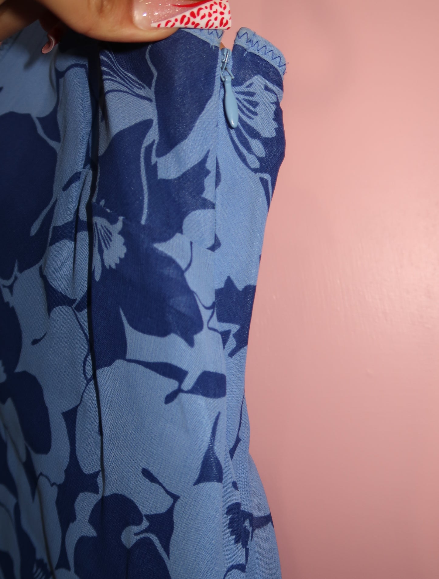 (M) early 2000s American Eagle blue floral maxi dress