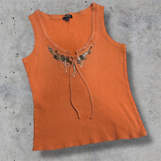 (M) vintage charm necklace orange tank