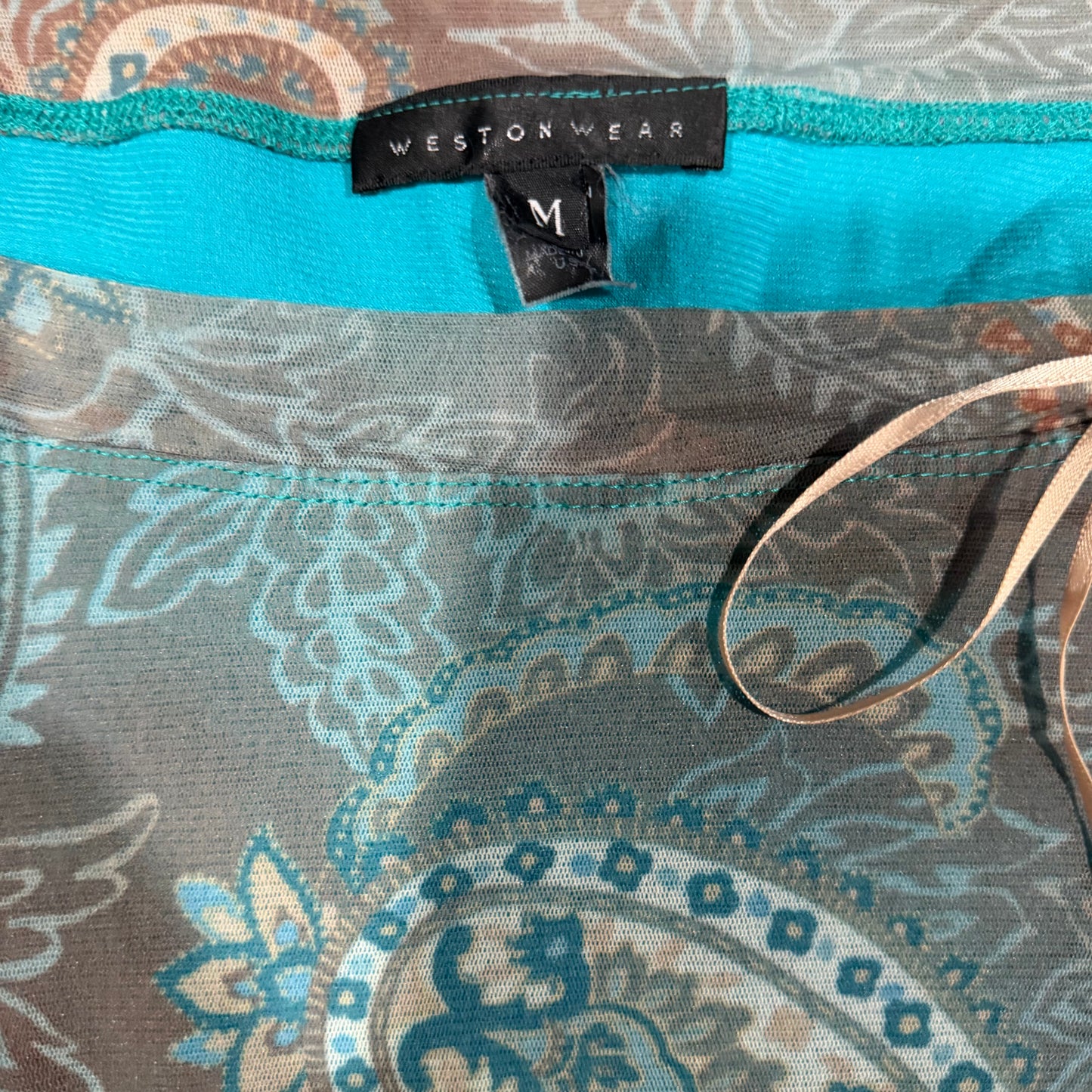 (M) vintage/y2k paisley print raw hem off the shoulder long sleeve top