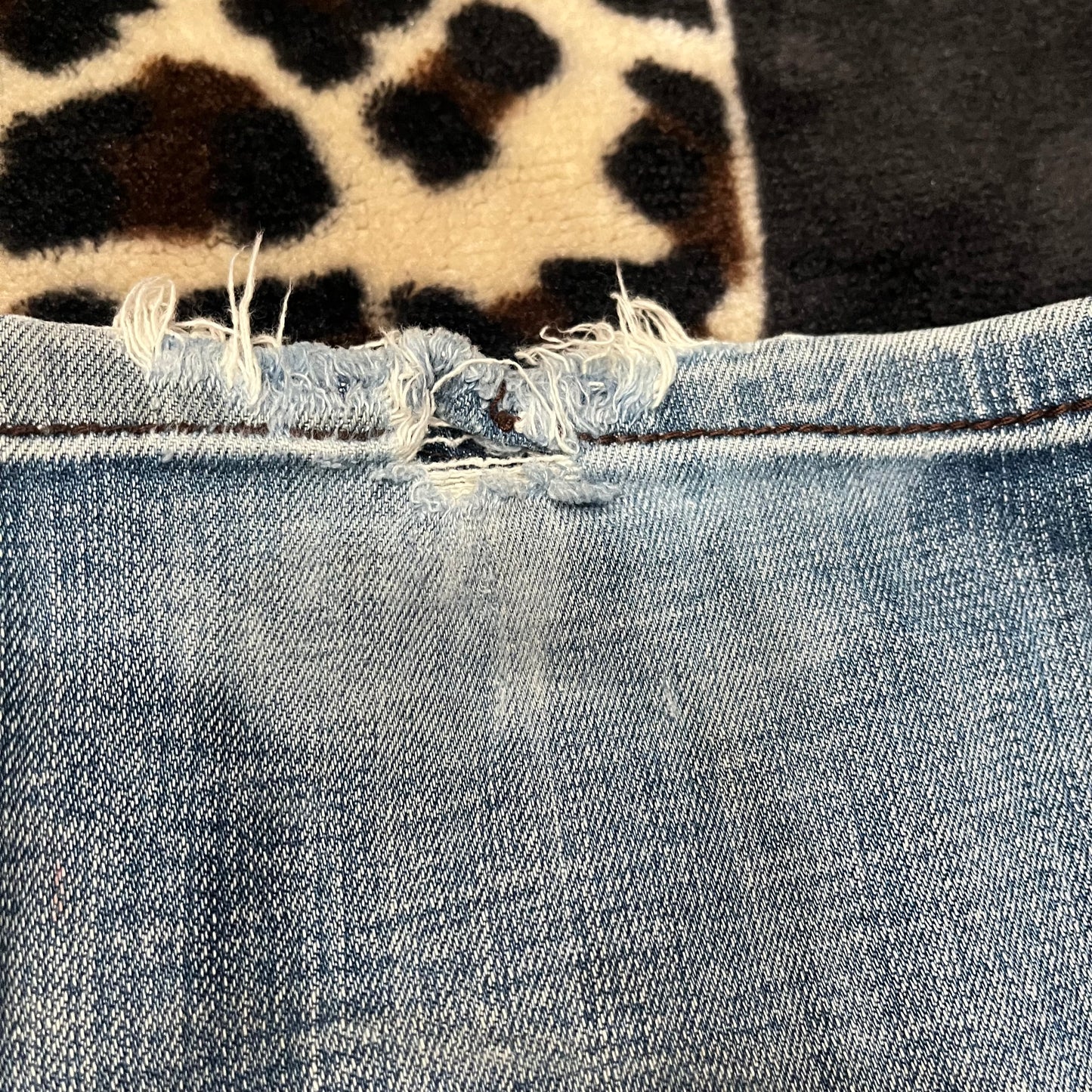 (26”) Y2K Angel Wing Embellished Flared Jeans