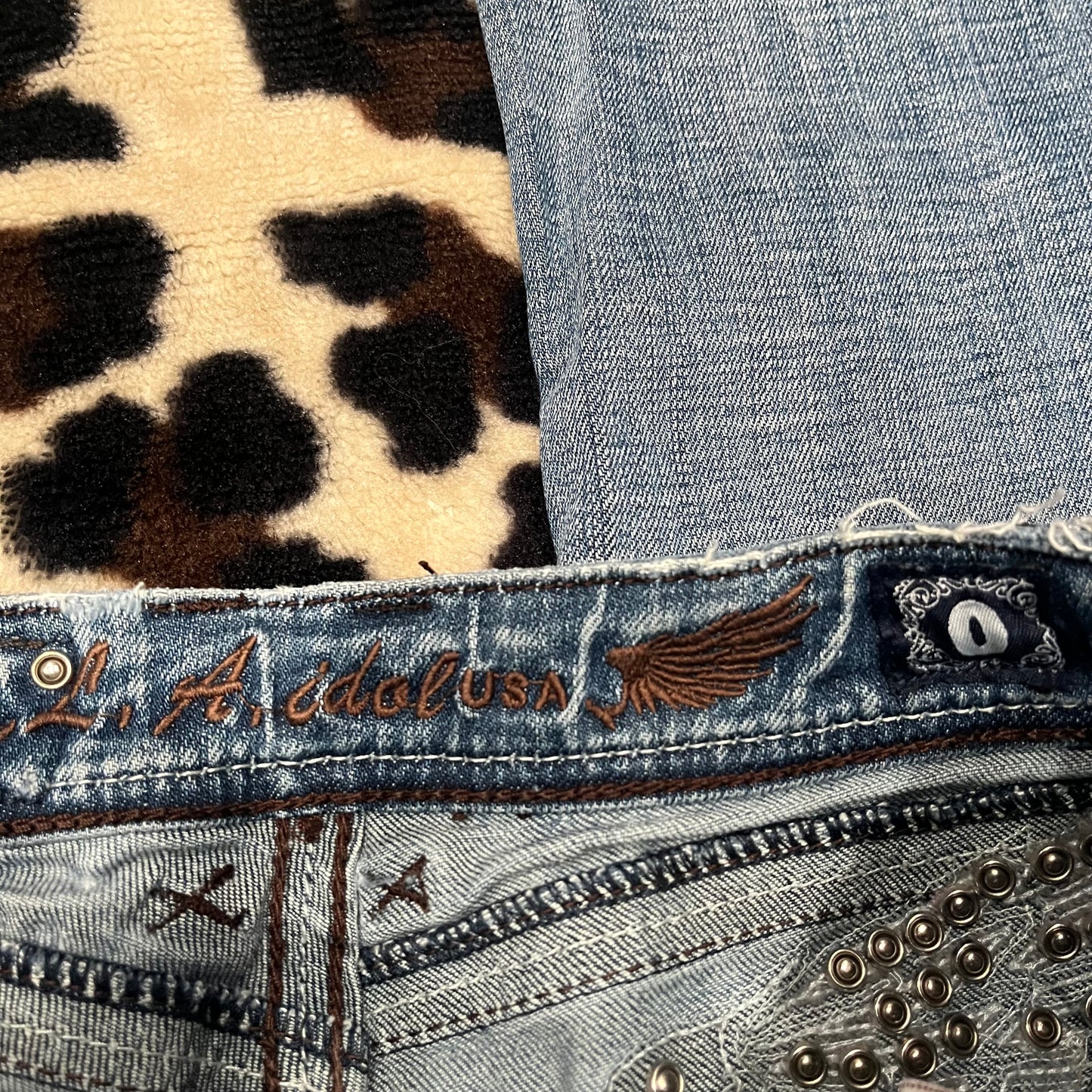 (26”) Y2K Angel Wing Embellished Flared Jeans