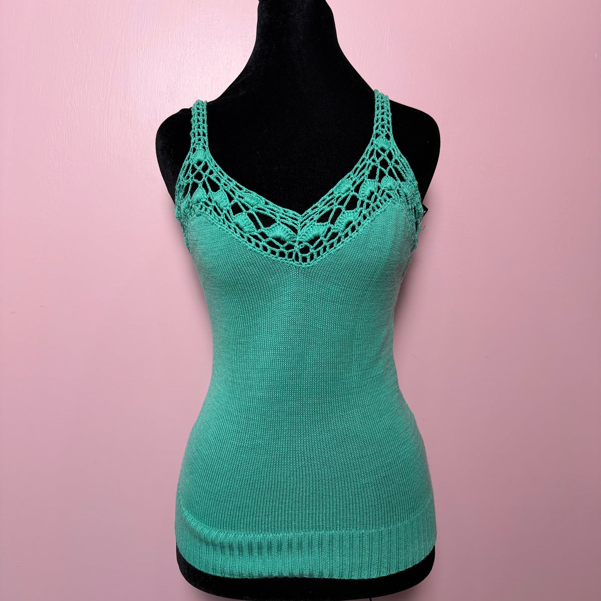 (S) vtg Junior House crochet tank top