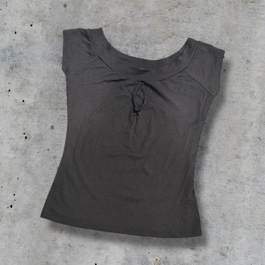 (S)vintage tantrum black top