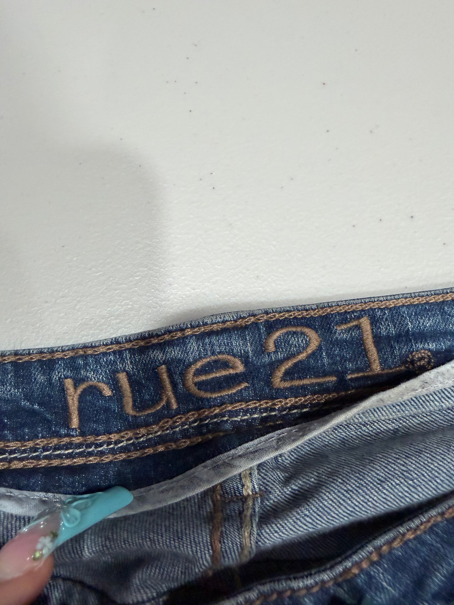 (34”) 2000s rue21 low rise flared jeans