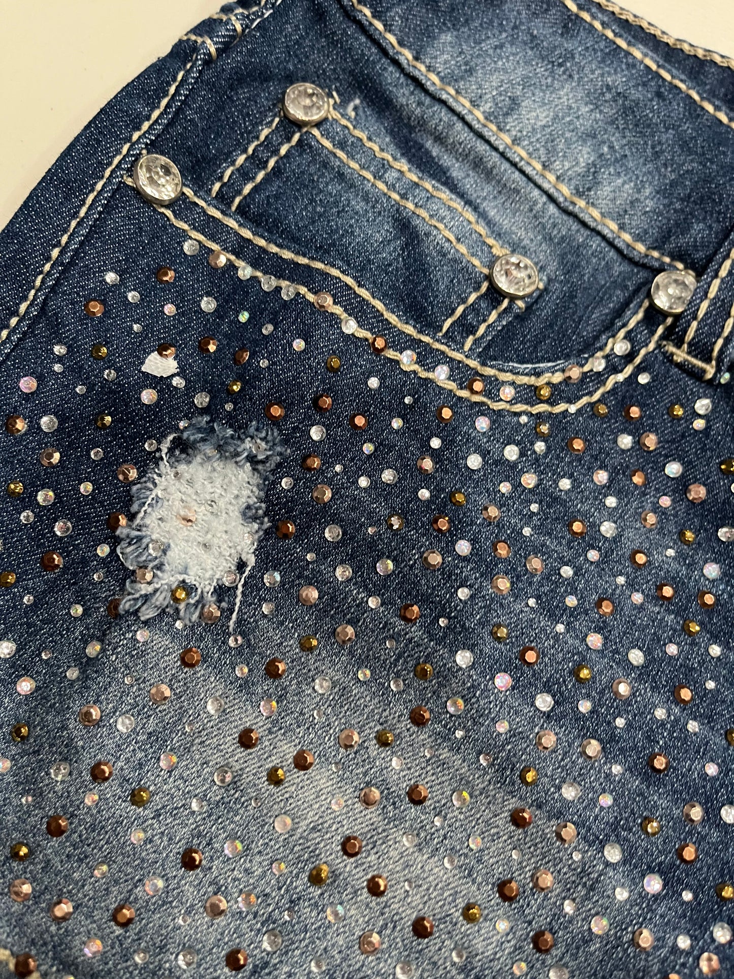 (30”) 2000s Rhinestoned Rue21 Shorts