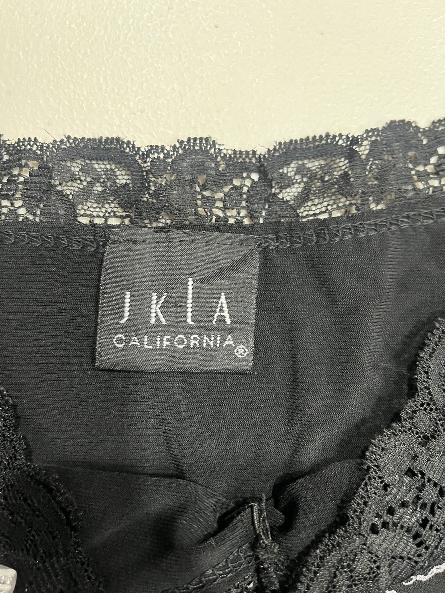 (L/XL) Vintage Floral Lace Trim Tank