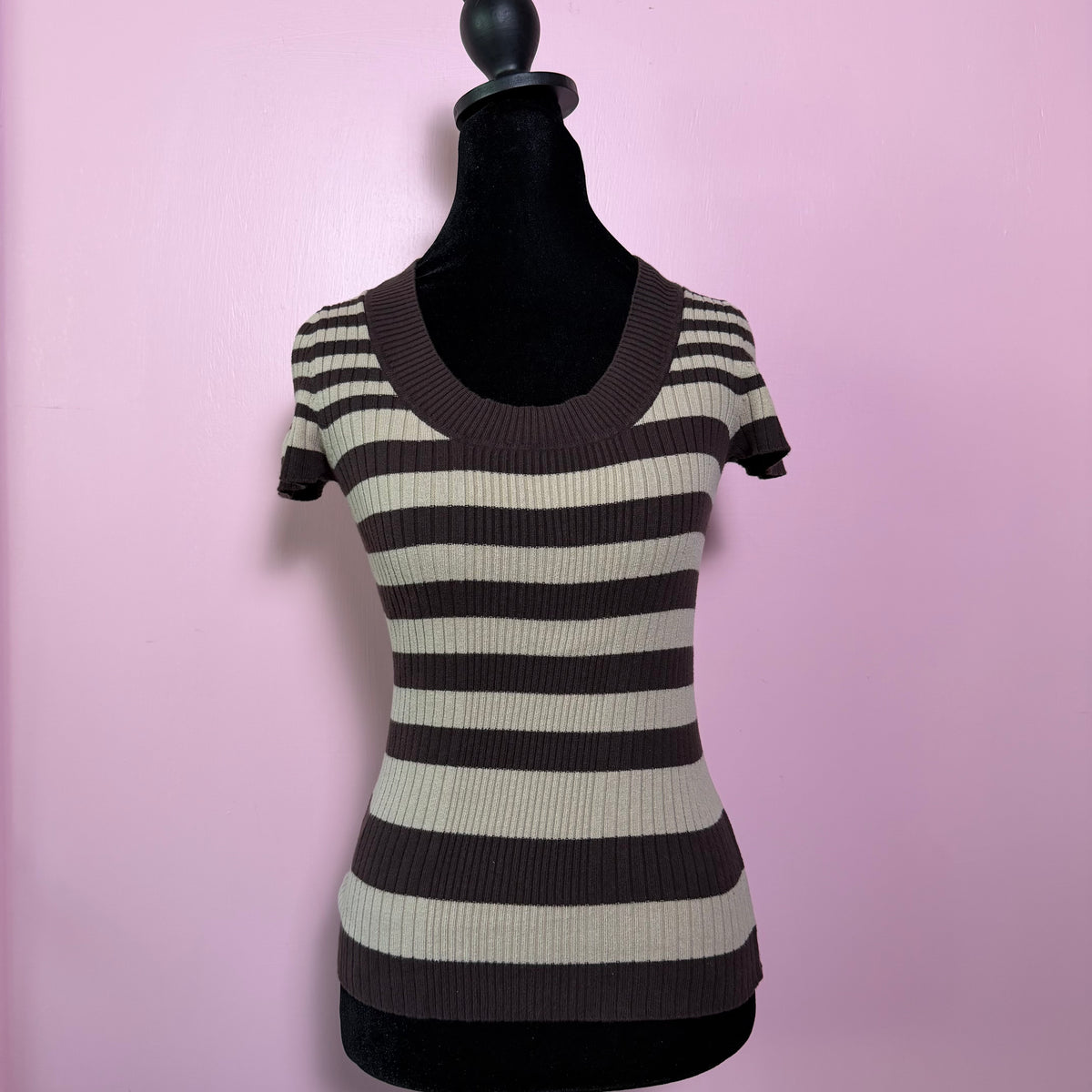 (S) vintage striped brown fitted top
