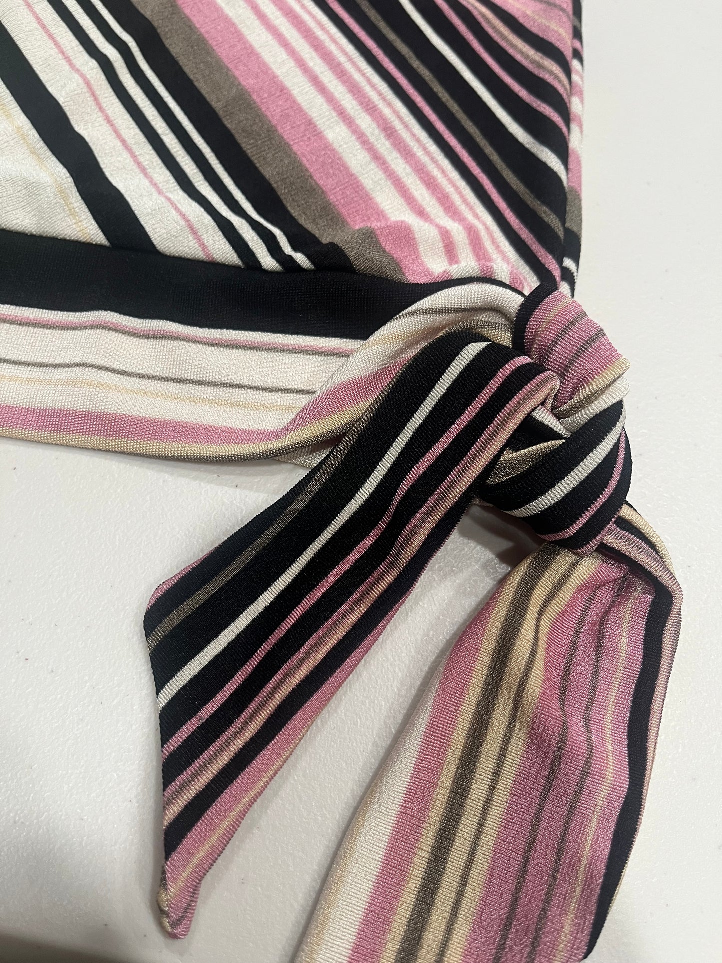 (L) 2000s Neapolitan Striped Tie Top