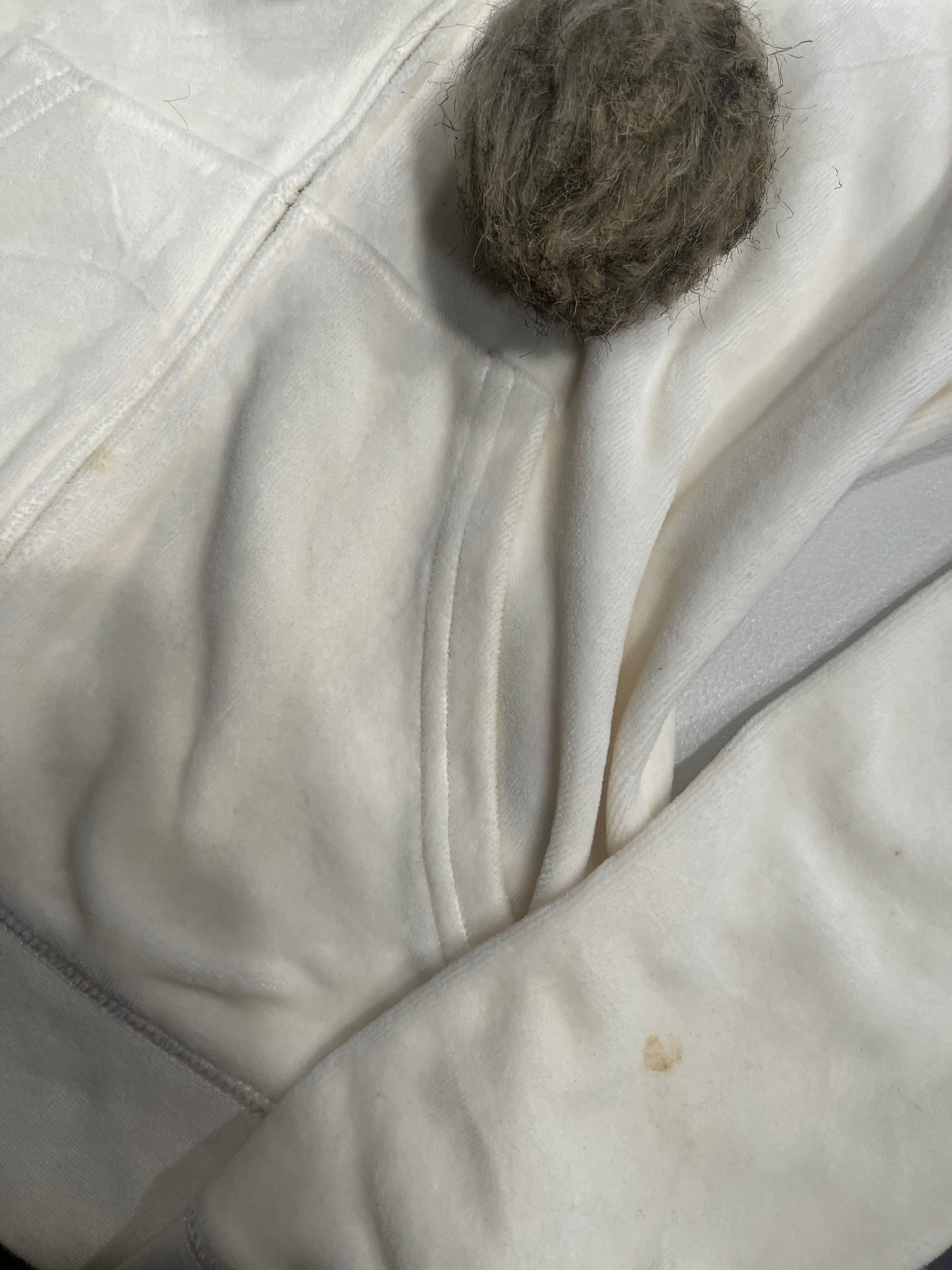 (M) 2000s Iconic Juicy Couture Pom Pom Fur Hood Velour Jacket