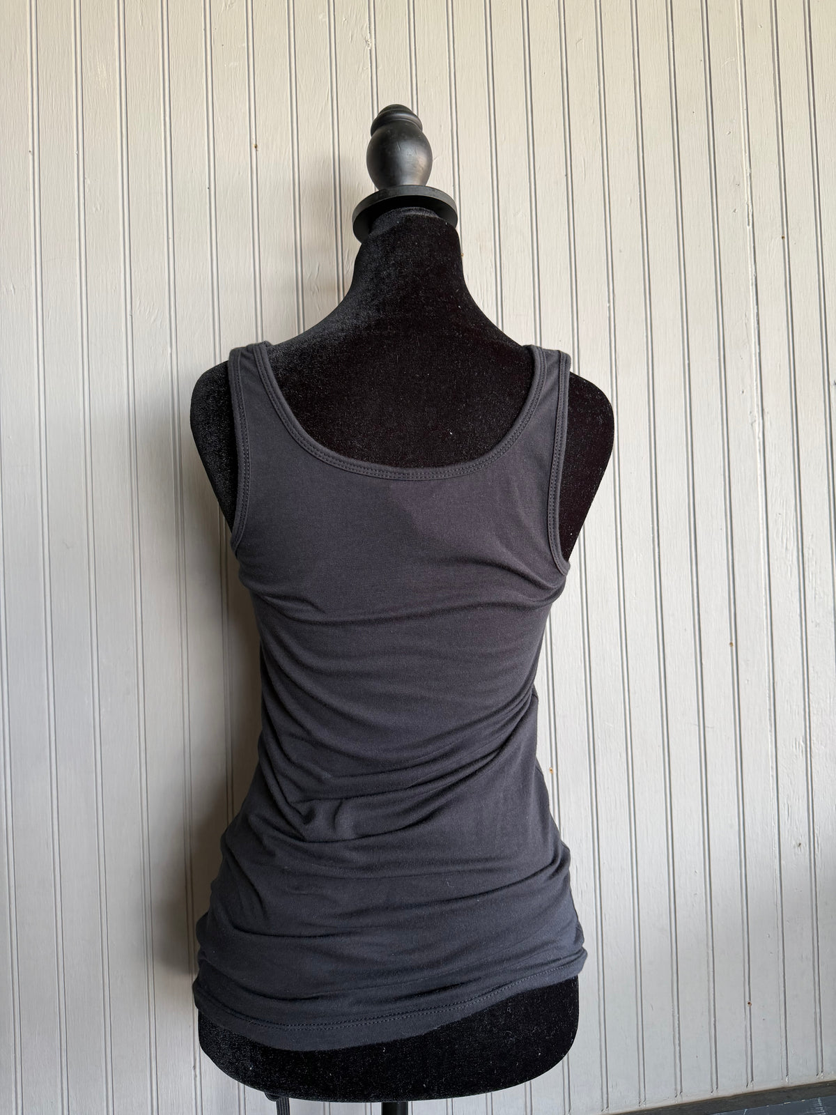 (S) y2k “diesel life” skull bow gun graphic tank top