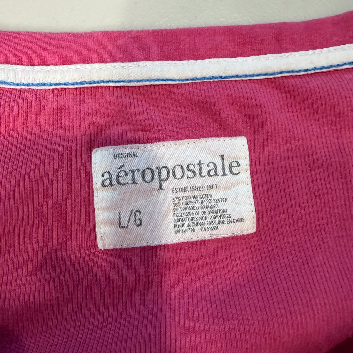 (M/L) early 2000s pink henley Aeropostale long sleeve button up top
