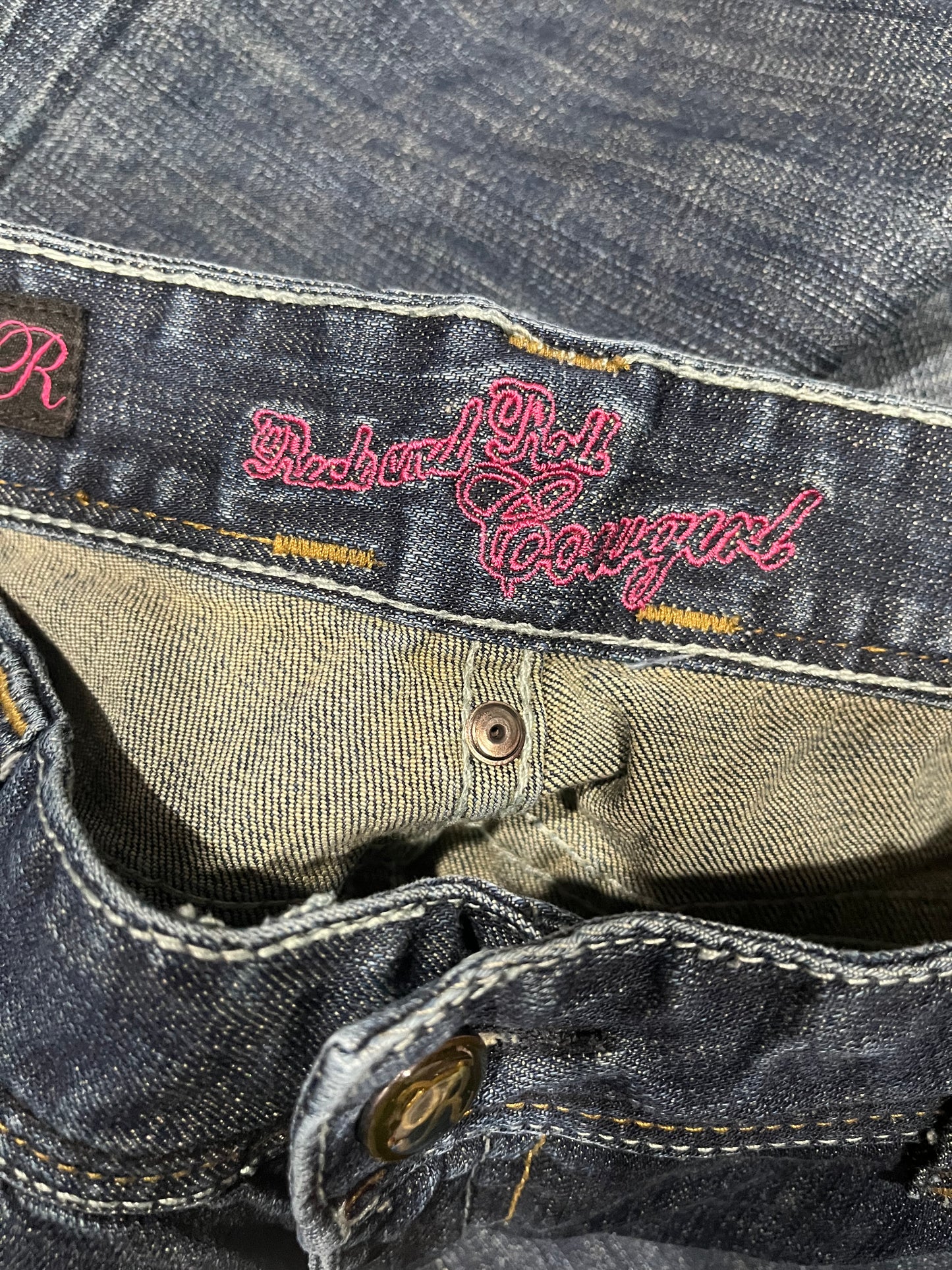(31”) Rock & Roll Cowgirl Embellished Cross Jeans