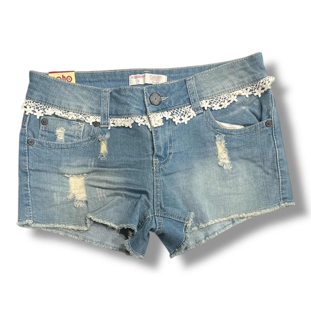 (30”) NWT No boundaries Lace Trim Denim Shorts
