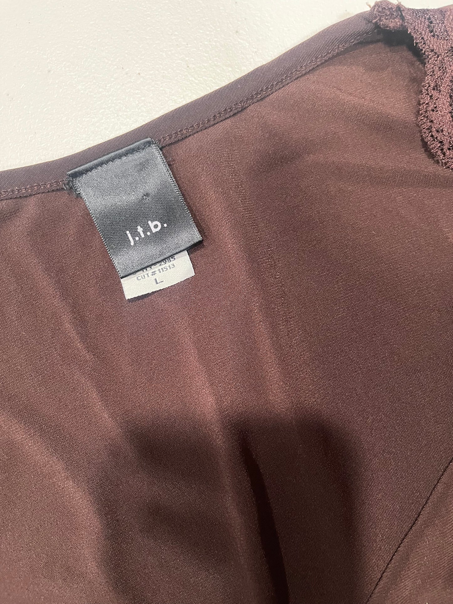 (L) 2000s Lace Trim Tank