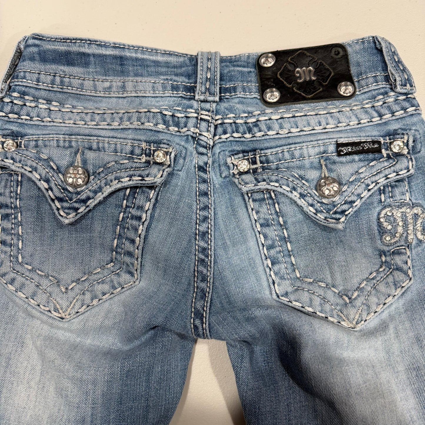 (25”) 2000s Miss Me skinny jeans