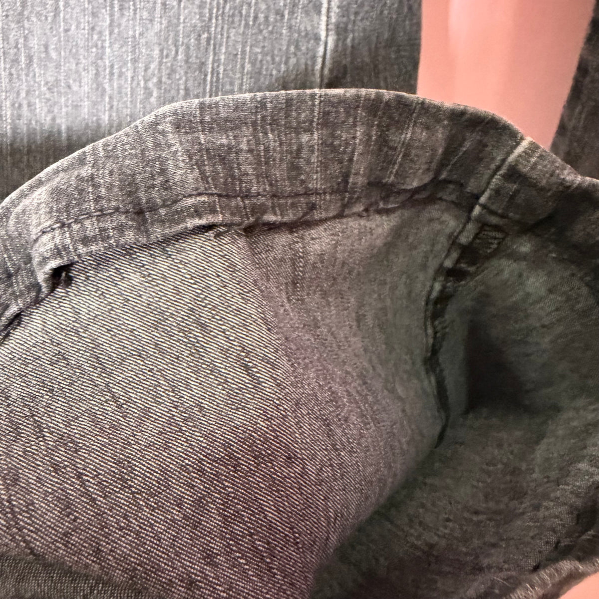 (28”) 2000s angels dark wash low rise flare jeans