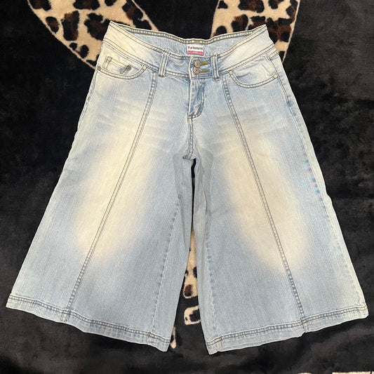 (29”) No Boundaries Wide Leg Jorts